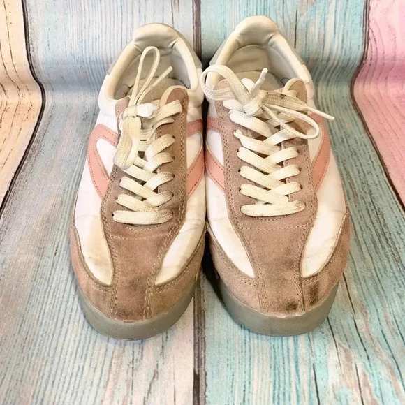 Pink and white womens tretorn sneakers - Picture 3 of 11
